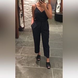 ARITZIA BABATON MODESTO Tan Pinstripe Pants with Everly Camisole Set